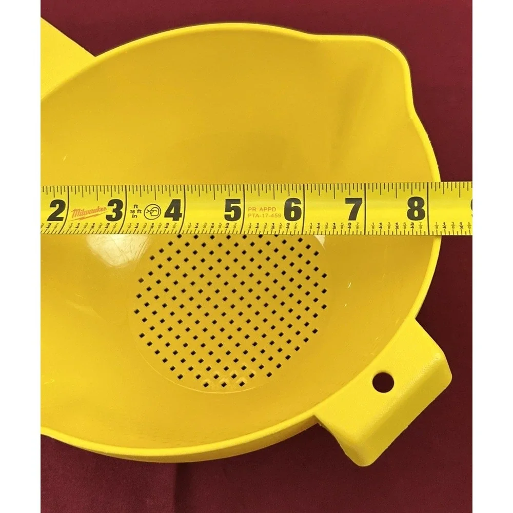 VTG Tupperware Yellow 2 Qt Colander Strainer #1523-1 Handle Double Spouts USA